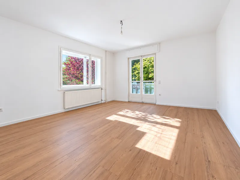 WG !!!  Erstbezug nach Kernsanierung - helles WG-Zimmer - in einer 3er WG nahe Schlossstraße — photo 1